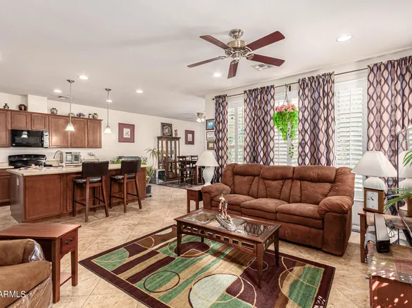 8960 W NICOLET Avenue, Glendale, AZ 85305