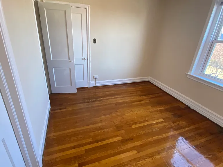 3426 W Grace St #9 — Photo 8