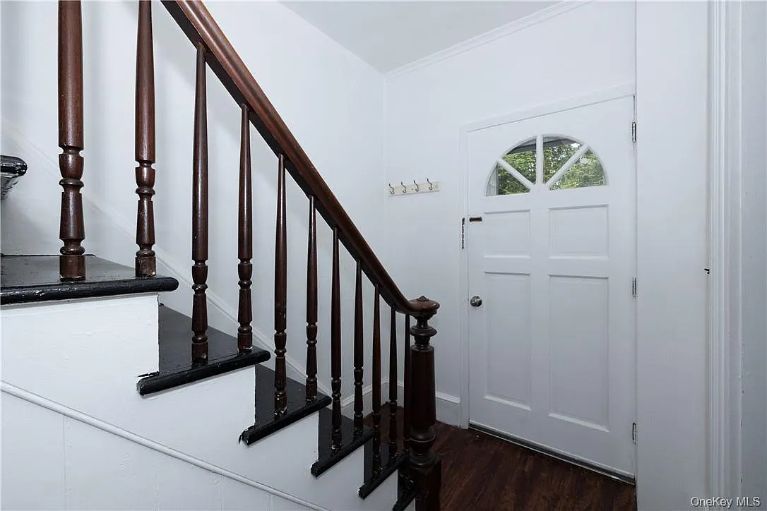 2 bed, 1.0 bath, 1100 sqft, $4,500 — Photo 4
