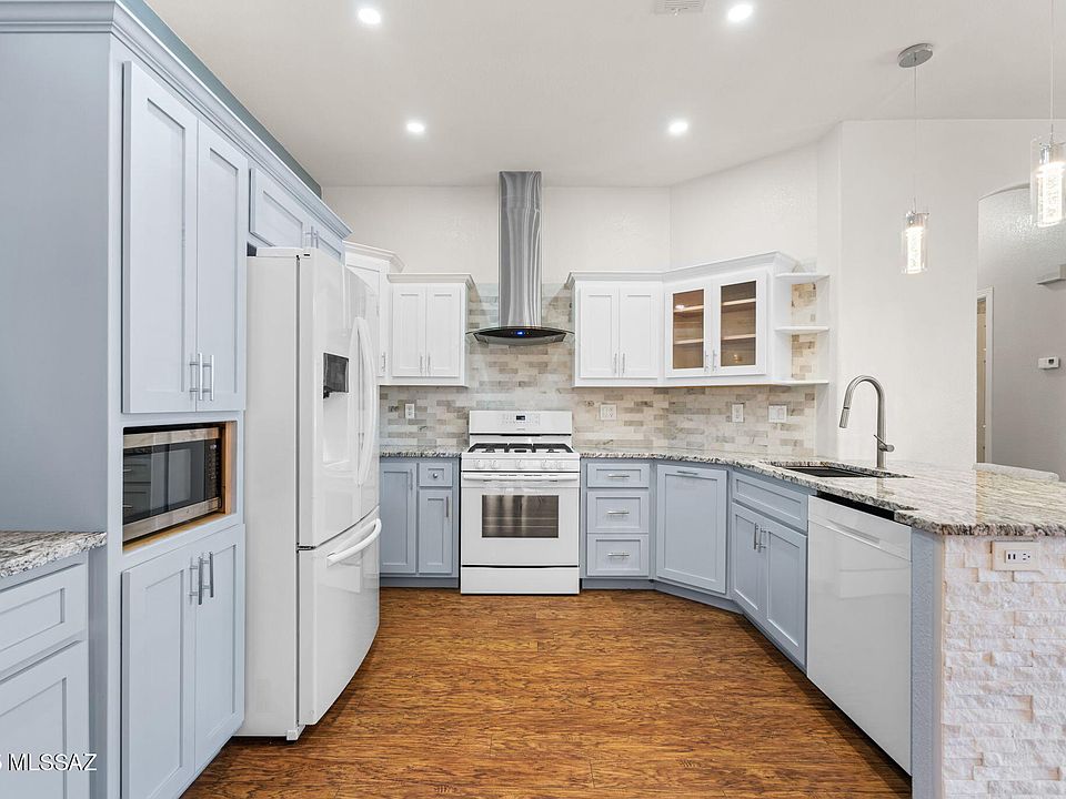 1st image of 1153 W Calle Querida
