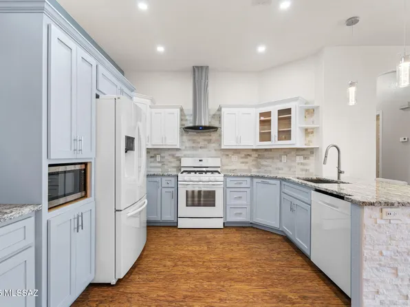 1153 W Calle Querida, Sahuarita, AZ 85629