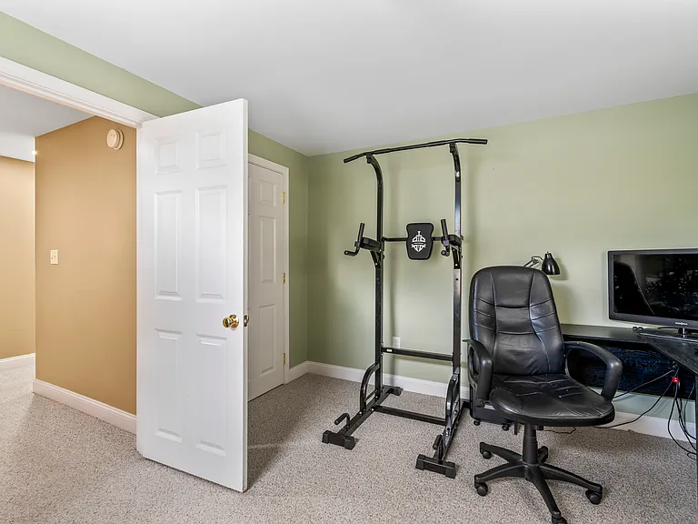 60 Merrifield Ct — Photo 20