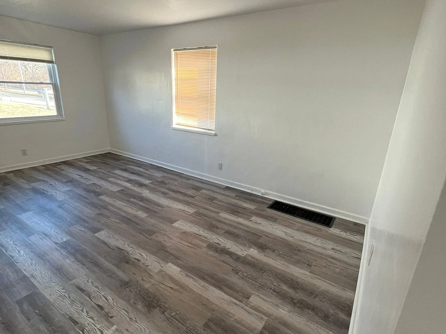 250 Basswood Avenue 45405 - 1 — Photo 4