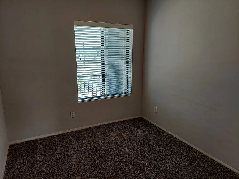 18777 N 43rd Ave #11 — Photo 28