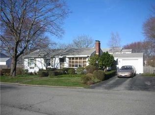 40 Plum Rd, Riverside, RI 02915