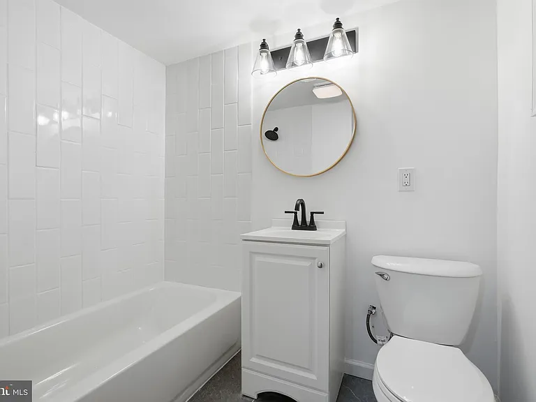 227 W Ferry Rd — Photo 21