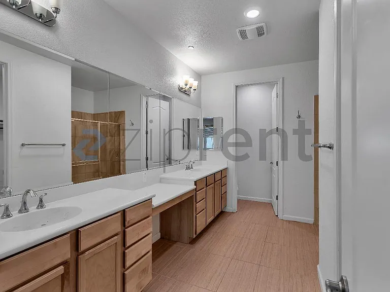 6914 Geyserville St — Photo 30