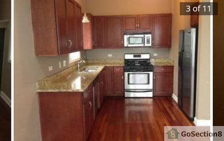 2nd image of 846 E 64th Pl