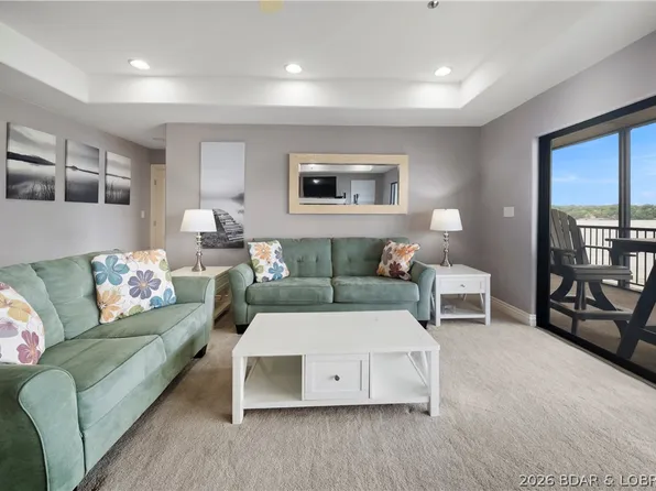 114 Falls Point Dr #3A, Lake Ozark, MO 65049