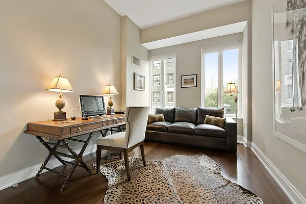 Sold by Nest Seekers International | media 4