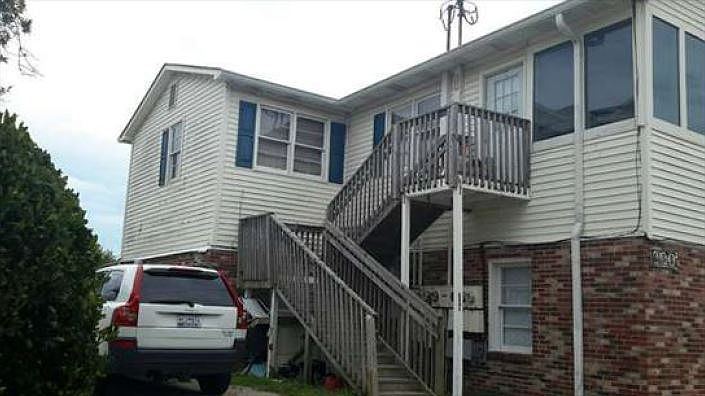 2nd image of 200 33rd Ave S