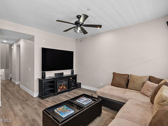 3rd image of 28518 Herrera St