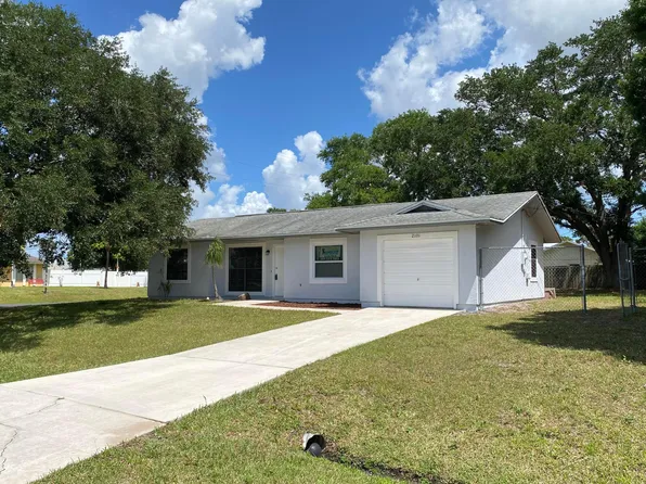 2101 SW Idaho Lane, Port St Lucie, FL 34953
