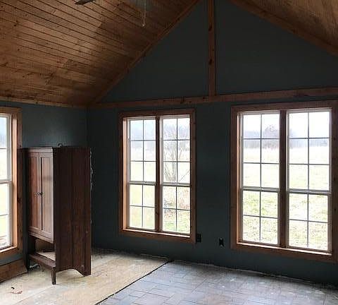 4th image of 341 Dockhouse Ln