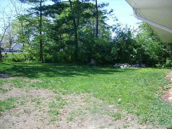 4th image of 820 Longacre Dr