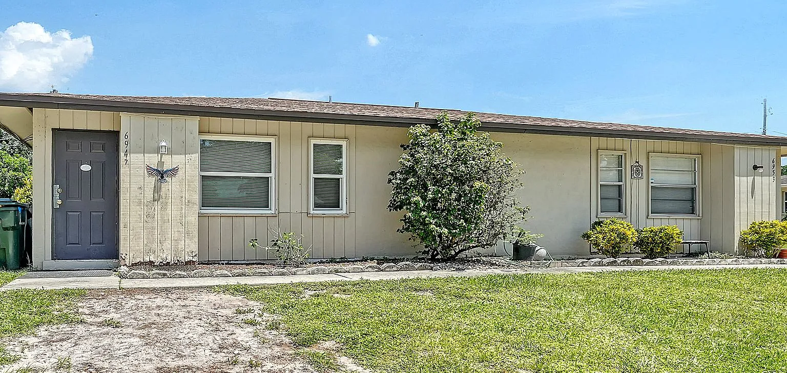 Lovely 2 bedroom apartment located in central Sarasota — Photo 1