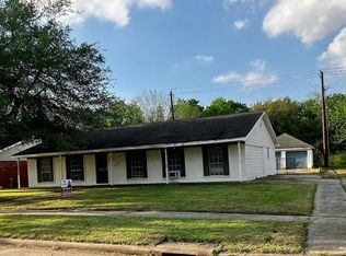 6302 Oakham St, Houston, TX 77085