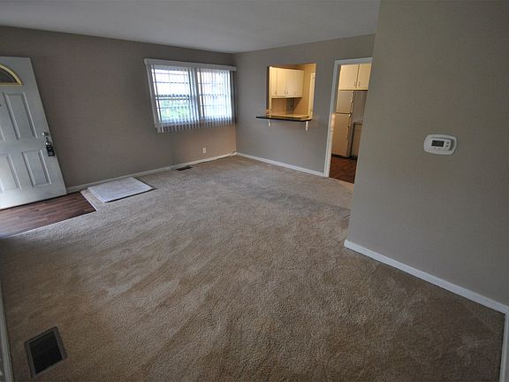 5th image of 8109 E 49th St