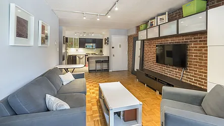 Rented by Garfield Realty 