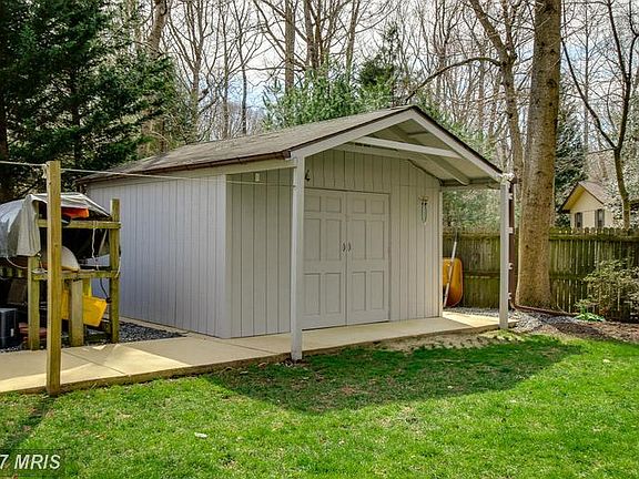 2nd image of 1504 Branchwood Ter