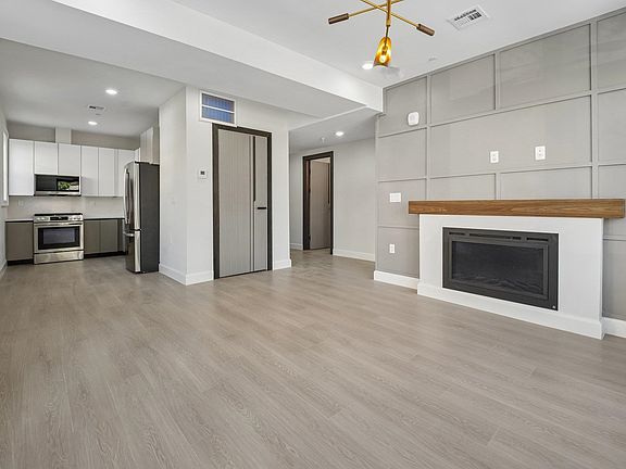 4th image of 158 Oakland Ave #1A