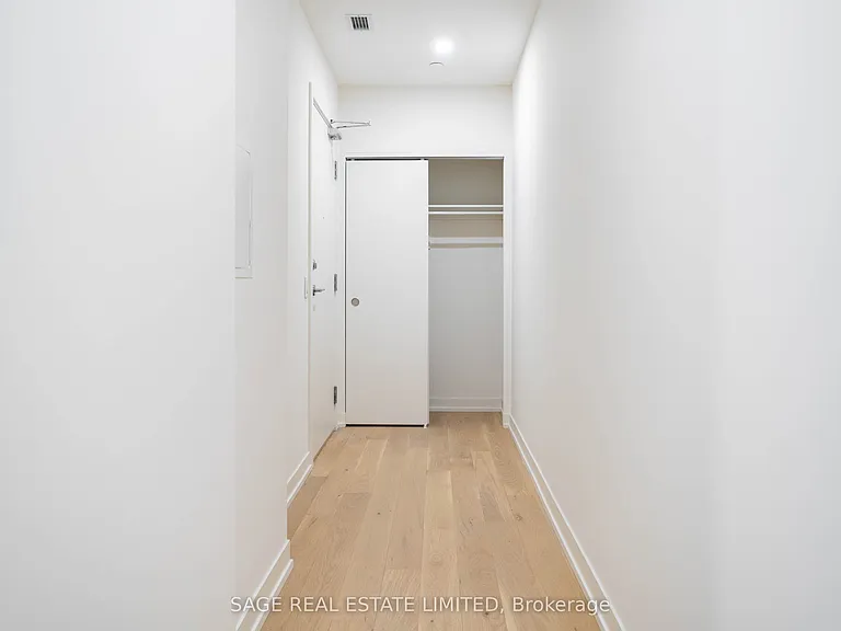 761 Queen St E #504 — Photo 19
