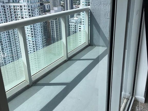 3rd image of 50 Biscayne Blvd APT 4309
