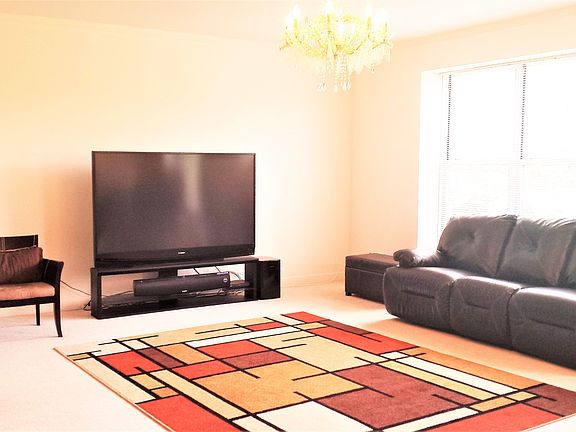 5th image of 9350 Skokie Blvd Unit 311