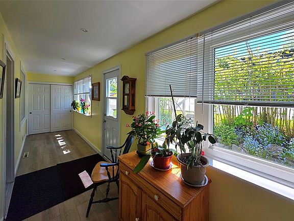 5th image of 125 Humber Road