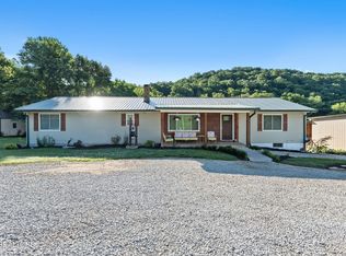 2614 Lake City Hwy, Clinton, TN 37716