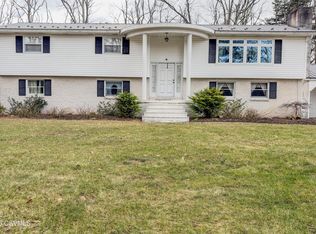 467 Swanger Rd, New Columbia, PA 17856