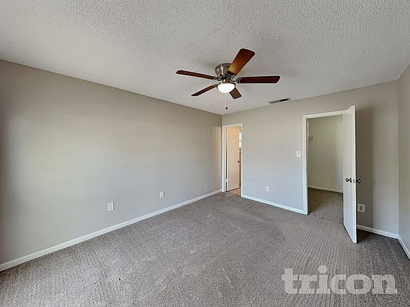 5th image of 1757 Lakeview Village Dr