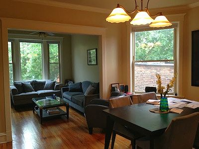 3rd image of 942 N Hoyne Ave #1