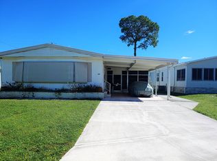 612 Pine Grove Ct, North Fort Myers, FL 33917