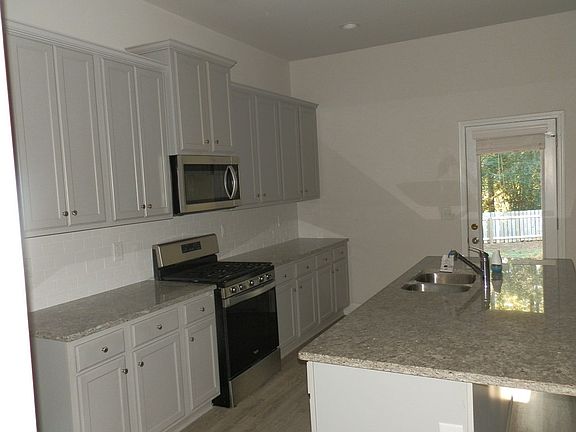 2nd image of 19 Dublin Way NW