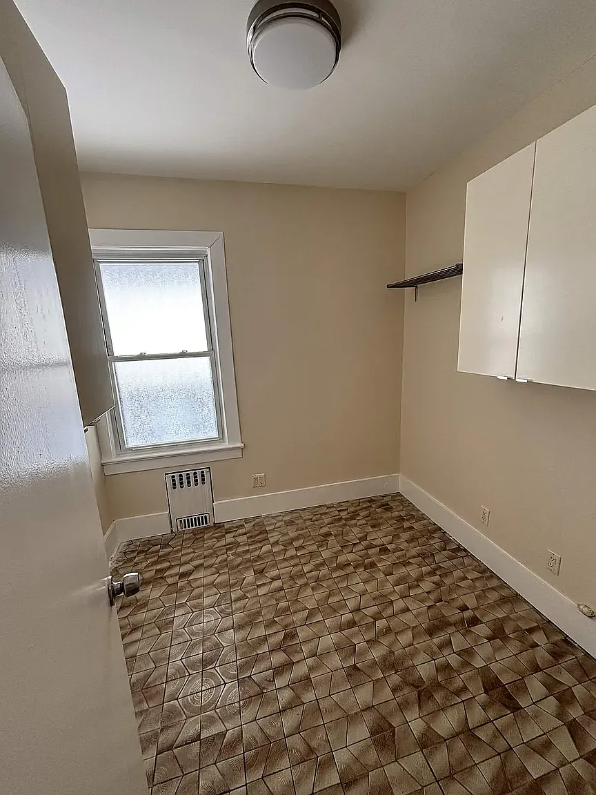 5610 Post Road — Photo 3