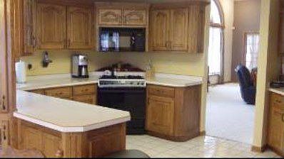 3rd image of 1410 Sommerset Way