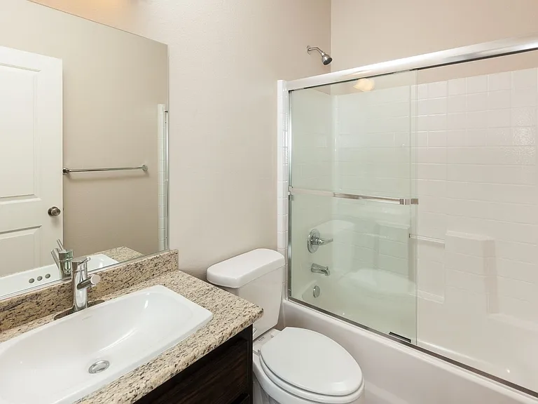 Located In South Chico! Uptown Place Apartments — Photo 5