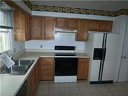 3rd image of 103 Rosie Ct