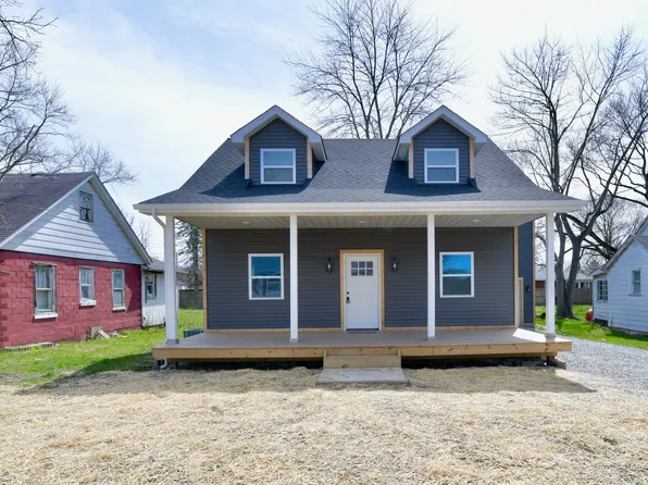 231 W 7th St, Lapel, IN 46051