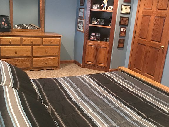 Custom corner built-ins