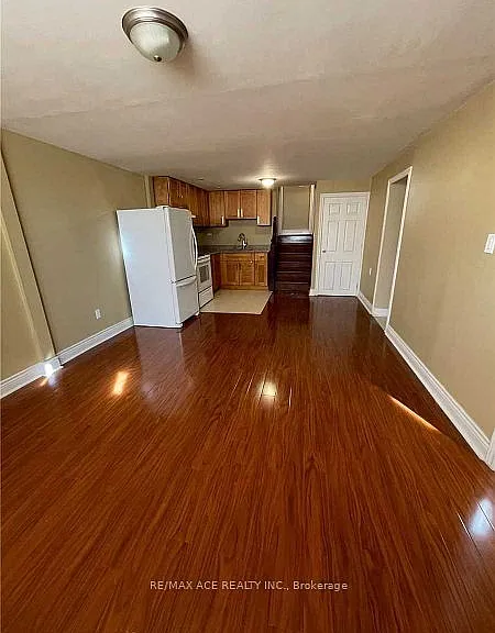 40 Cavehill Cres #LOWER — Photo 15