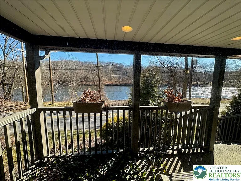 312 Lehigh Dr — Photo 41