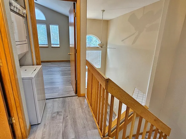 622 Ridgeview Dr — Photo 14