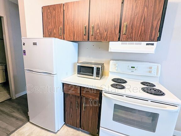 5th image of 11830 101st St NW #305