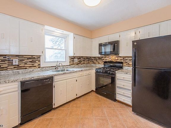 kitchen- new appliances