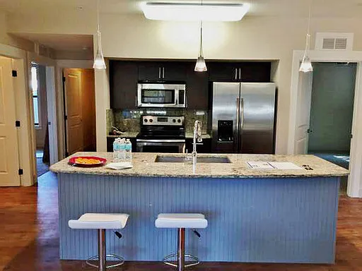 4600 S Sheridan Rd — Photo 5