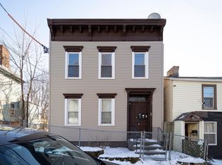 56 Thompson St #2, Troy, NY 12180
