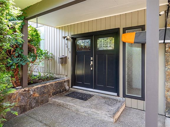 5th image of 4070 Larchwood Dr