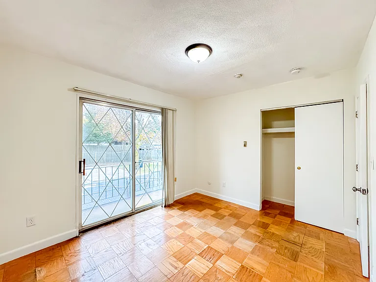 11 Hodges Ave #10 — Photo 13